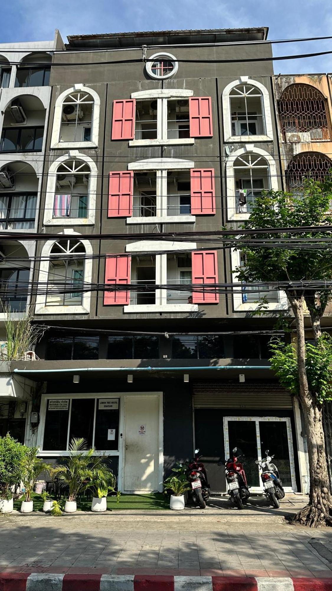Lemon Tree Hostel Khaosan Bangkok Buitenkant foto