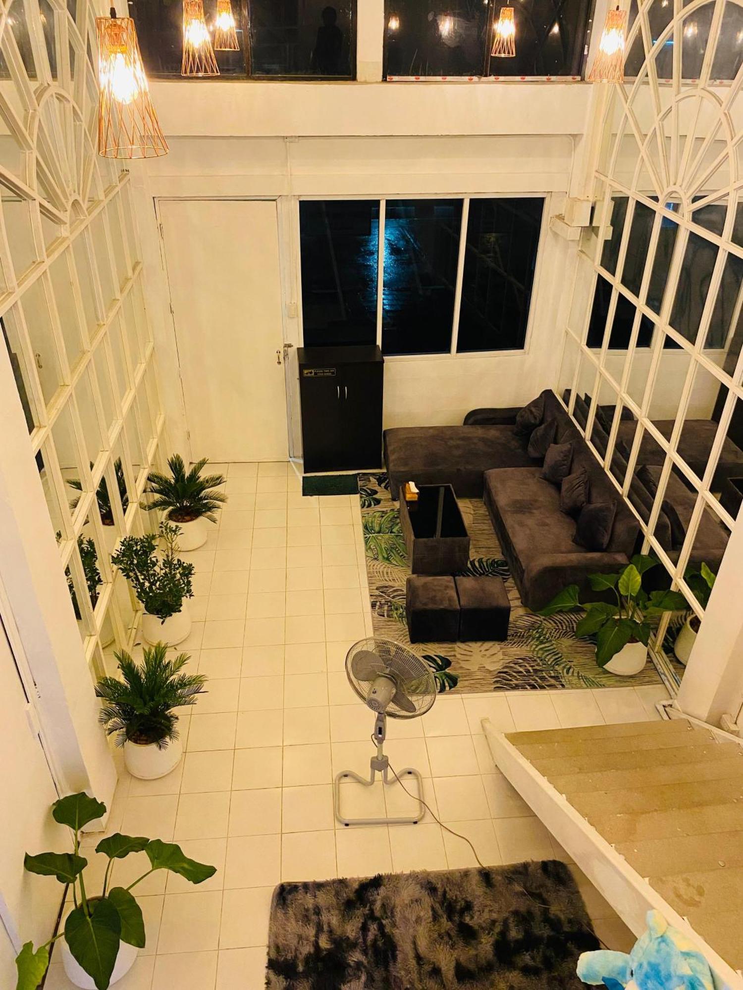 Lemon Tree Hostel Khaosan Bangkok Buitenkant foto